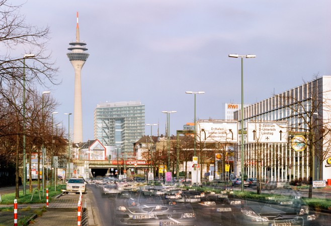 Rheinturm und Stadttor