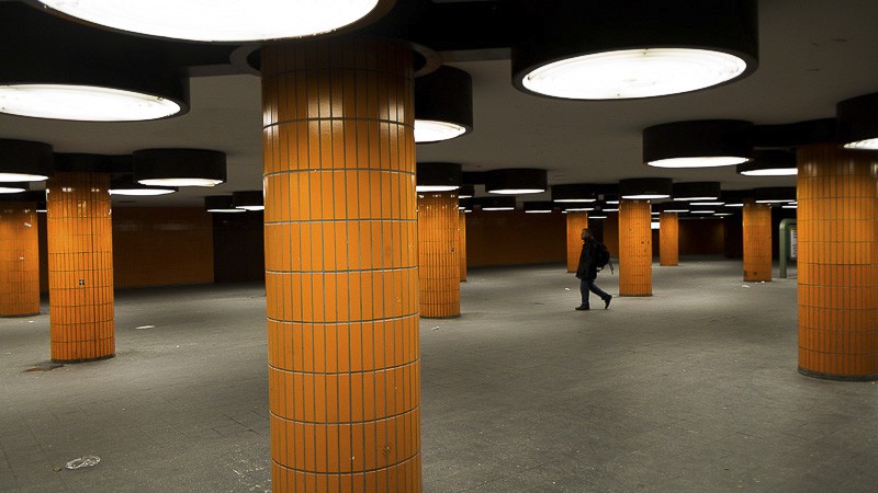 Video: S-Bahnhof ICC Berlin