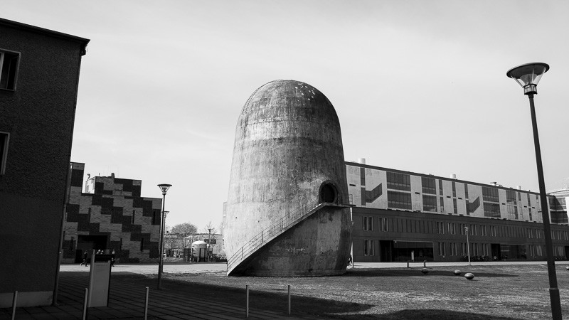 Video: Turm für aerodynamische Tests, errichtet 1934 von der deutschen Versuchsanstalt für Luftfahrt (DVL) in Berlin Adlershof.